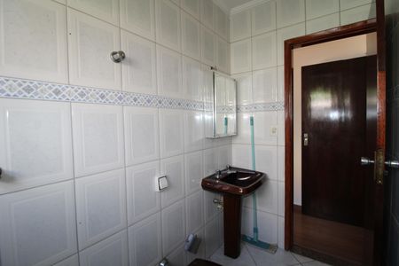 Casa à venda com 170m², 3 quartos e 3 vagasBanheiro Suíte