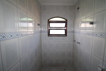 Casa à venda com 170m², 3 quartos e 3 vagasBanheiro Suíte