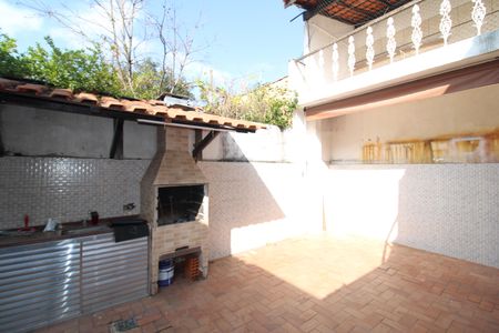 Casa à venda com 170m², 3 quartos e 3 vagasÁrea de Serviço