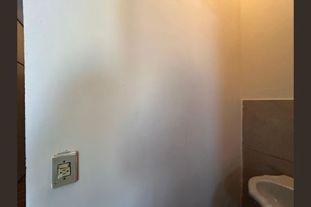 Apartamento para alugar com 55m², 2 quartos e sem vagaBanheiro