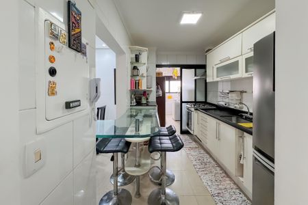 Apartamento à venda com 87m², 3 quartos e 2 vagas Apartamento à venda com 87m², 3 quartos e 2 vagasCozinha