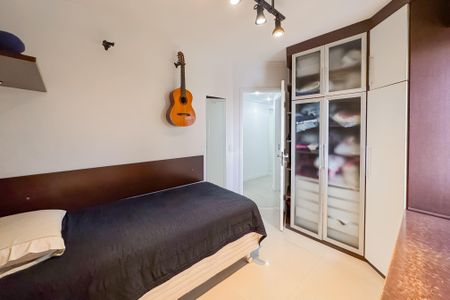 Apartamento à venda com 87m², 3 quartos e 2 vagas Apartamento à venda com 87m², 3 quartos e 2 vagasQuarto 2