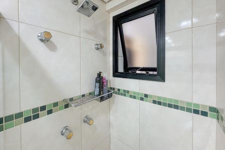 Apartamento à venda com 87m², 3 quartos e 2 vagas Apartamento à venda com 87m², 3 quartos e 2 vagasBanheiro Corredor