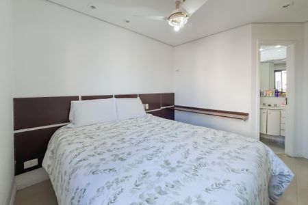 Apartamento à venda com 87m², 3 quartos e 2 vagas Apartamento à venda com 87m², 3 quartos e 2 vagasSuíte