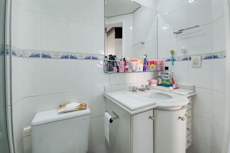 Apartamento à venda com 87m², 3 quartos e 2 vagas Apartamento à venda com 87m², 3 quartos e 2 vagasBanheiro da Suíte