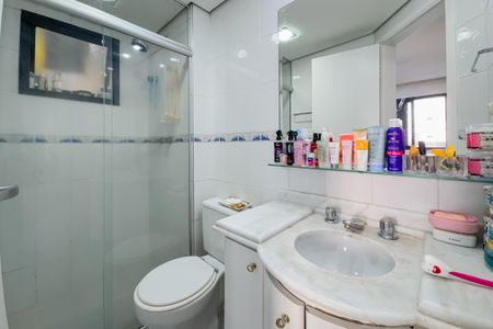 Apartamento à venda com 87m², 3 quartos e 2 vagas Apartamento à venda com 87m², 3 quartos e 2 vagasBanheiro da Suíte