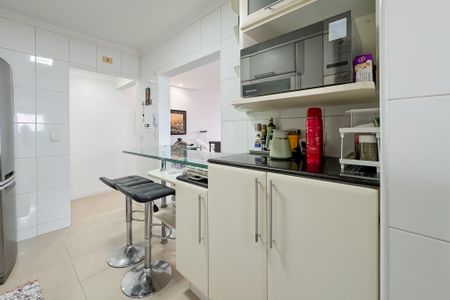Apartamento à venda com 87m², 3 quartos e 2 vagas Apartamento à venda com 87m², 3 quartos e 2 vagasCozinha