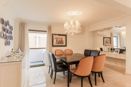 Apartamento à venda com 273m², 4 quartos e 3 vagasSala de Jantar