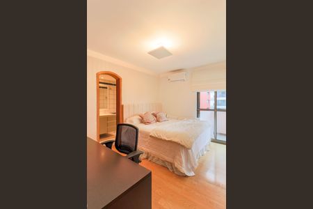 Apartamento à venda com 273m², 4 quartos e 3 vagasSuíte 3