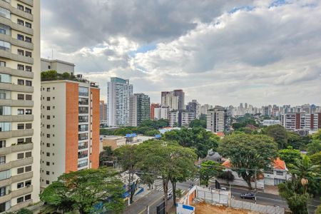 Apartamento à venda com 273m², 4 quartos e 3 vagasVista da Suíte 1