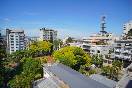Vista de apartamento à venda com 2 quartos, 90m² em Bela Vista, Porto Alegre
