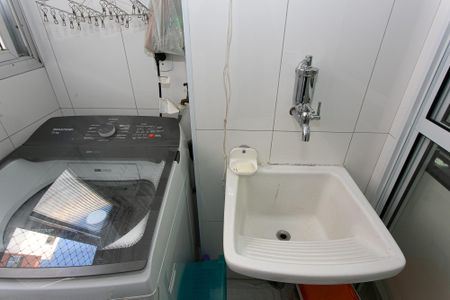 Apartamento à venda com 67m², 3 quartos e 1 vagaÁrea de Serviço