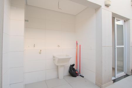 Apartamento à venda com 45m², 2 quartos e 1 vagaÁrea de Serviço