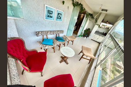 Apartamento à venda com 120m², 4 quartos e 3 vagas Apartamento à venda com 120m², 4 quartos e 3 vagasVaranda da Sala