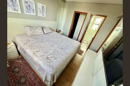 Apartamento à venda com 120m², 4 quartos e 3 vagas Apartamento à venda com 120m², 4 quartos e 3 vagasQuarto 3 - Suíte