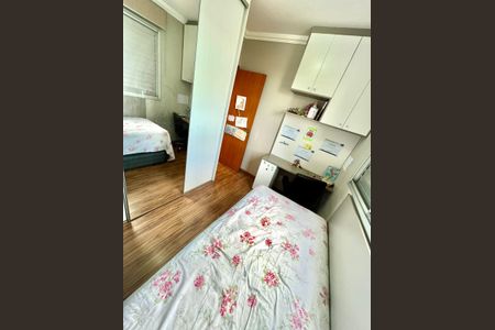 Apartamento à venda com 120m², 4 quartos e 3 vagas Apartamento à venda com 120m², 4 quartos e 3 vagasQuarto 1