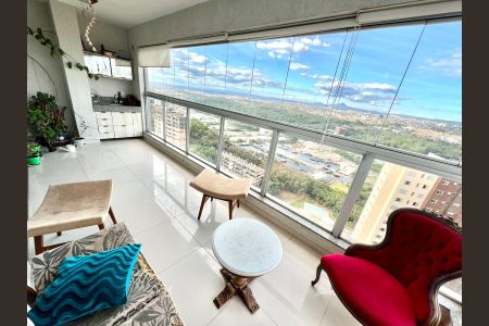 Apartamento à venda com 120m², 4 quartos e 3 vagas Apartamento à venda com 120m², 4 quartos e 3 vagasVaranda da Sala