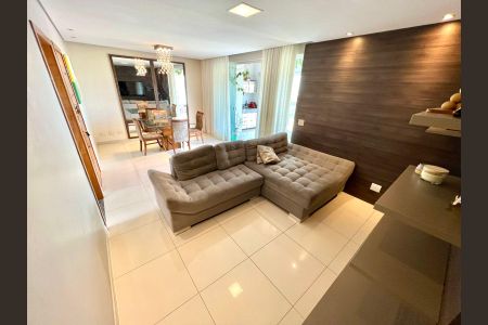 Apartamento à venda com 120m², 4 quartos e 3 vagas Apartamento à venda com 120m², 4 quartos e 3 vagasSala