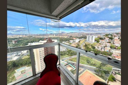 Apartamento à venda com 120m², 4 quartos e 3 vagas Apartamento à venda com 120m², 4 quartos e 3 vagasVista da Sala
