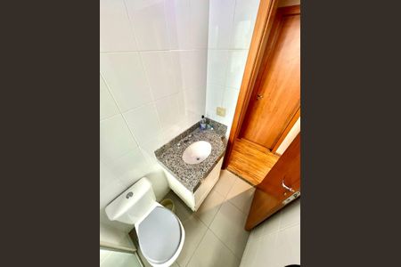 Apartamento à venda com 120m², 4 quartos e 3 vagas Apartamento à venda com 120m², 4 quartos e 3 vagasBanheiro Social