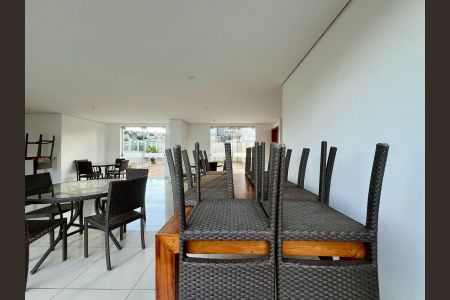 Apartamento à venda com 120m², 4 quartos e 3 vagas Apartamento à venda com 120m², 4 quartos e 3 vagasÁrea comum - Salão de festas