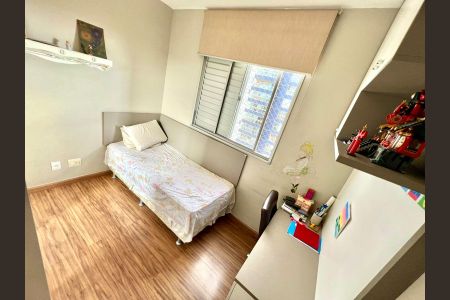 Apartamento à venda com 120m², 4 quartos e 3 vagas Apartamento à venda com 120m², 4 quartos e 3 vagasQuarto 2