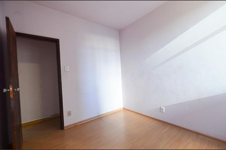 Apartamento à venda com 115m², 3 quartos e 1 vagaQuarto 2