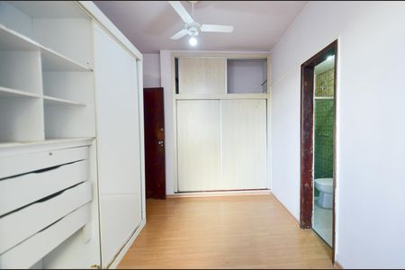 Apartamento à venda com 115m², 3 quartos e 1 vagaSuite