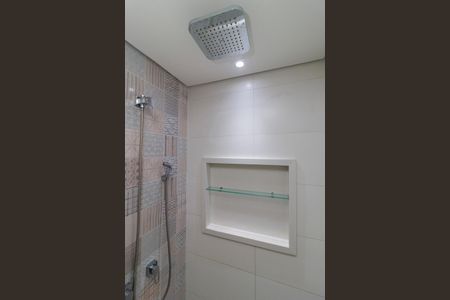 Apartamento à venda com 80m², 2 quartos e 1 vaga Apartamento à venda com 80m², 2 quartos e 1 vagaSuíte - Banheiro