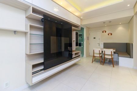 Apartamento à venda com 80m², 2 quartos e 1 vaga Apartamento à venda com 80m², 2 quartos e 1 vagaSala