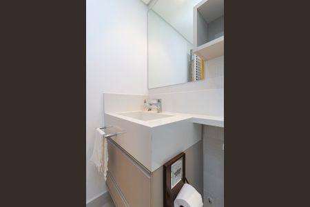 Apartamento à venda com 80m², 2 quartos e 1 vaga Apartamento à venda com 80m², 2 quartos e 1 vagaBanheiro Social