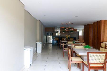 Apartamento à venda com 80m², 2 quartos e 1 vaga Apartamento à venda com 80m², 2 quartos e 1 vagaSalão de Festas