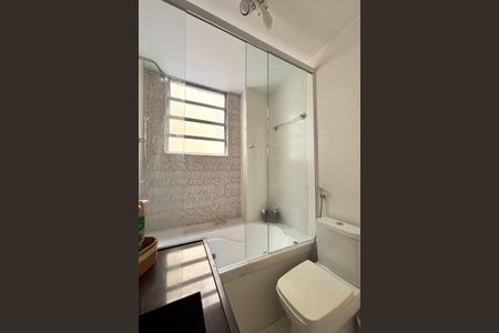 Apartamento à venda com 164m², 3 quartos e sem vaga Apartamento à venda com 164m², 3 quartos e sem vagaBanheiro da Suíte