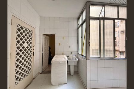 Apartamento à venda com 164m², 3 quartos e sem vaga Apartamento à venda com 164m², 3 quartos e sem vagaÁrea de serviço