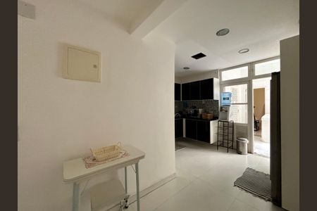 Apartamento à venda com 164m², 3 quartos e sem vaga Apartamento à venda com 164m², 3 quartos e sem vagaCozinha