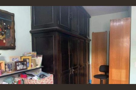 Casa à venda com 212m², 3 quartos e 4 vagas