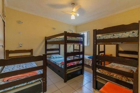 Casa à venda com 258m², 5 quartos e sem vaga