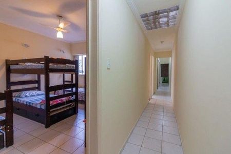 Casa à venda com 258m², 5 quartos e sem vaga