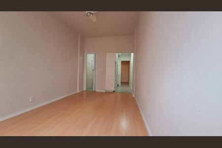 Apartamento à venda com 40m², 1 quarto e sem vaga