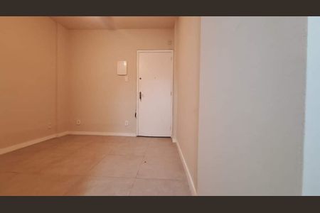 Apartamento à venda com 40m², 1 quarto e sem vaga