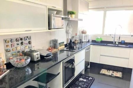 Apartamento à venda com 170m², 2 quartos e 3 vagas