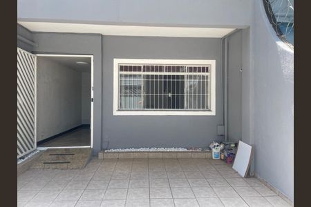 Casa à venda com 140m², 2 quartos e 2 vagas