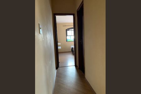 Casa à venda com 132m², 3 quartos e 2 vagas