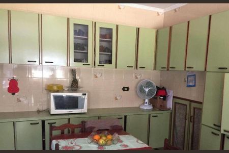 Casa à venda com 210m², 3 quartos e 12 vagas