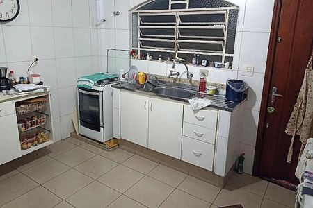 Casa à venda com 160m², 3 quartos e 2 vagas