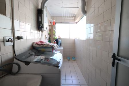 Apartamento à venda com 61m², 3 quartos e 1 vagaÁrea de Serviço