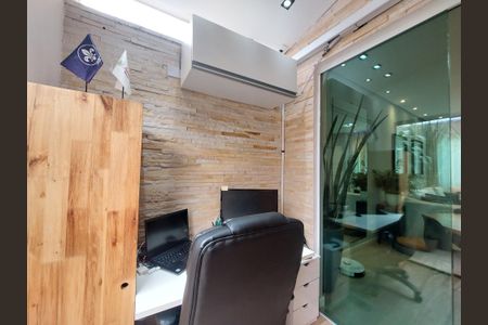Casa de condomínio à venda com 118m², 2 quartos e 2 vagas Casa de condomínio à venda com 118m², 2 quartos e 2 vagasEscritório