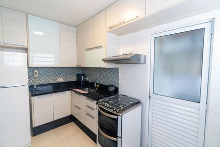 Apartamento à venda com 70m², 2 quartos e 1 vaga Apartamento à venda com 70m², 2 quartos e 1 vagaCozinha