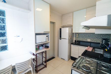Apartamento à venda com 70m², 2 quartos e 1 vaga Apartamento à venda com 70m², 2 quartos e 1 vagaCozinha