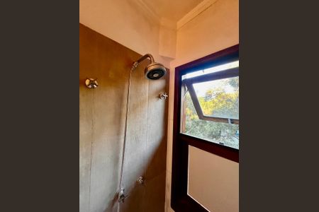 Casa à venda com 235m², 3 quartos e 4 vagasBanheiro da Suíte 3